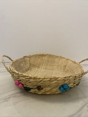 Vintage Wicker Raffia Basket Round Pyrex Dish Carrier Hawaiian Floral 10.5”
